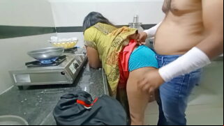 Hot Telugu Aunty Fucking Doggy Style Pussy In Kitchen By Nephew Video