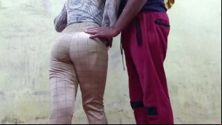 Indian Telugu Girlfriend Fucking Standing Style Ass With Bf Video