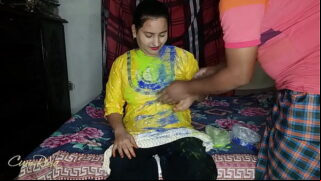 Marathi hot gf having hardcore fucking with her large cock bf Video