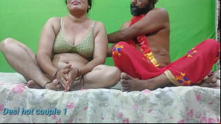 Mature Tamil man fucking his sexy wife Video